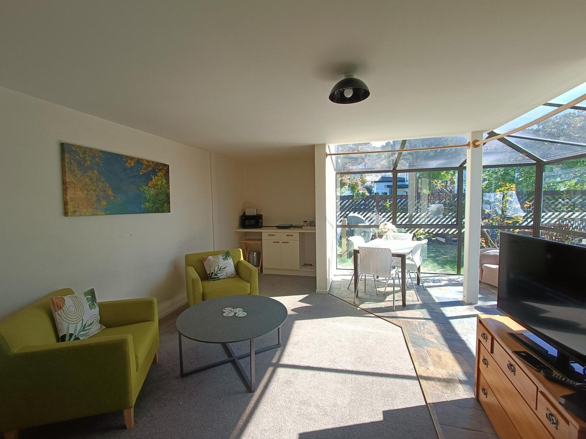 The Rest Nest Apartment Wanaka Exterior photo